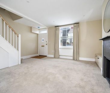 2 bedroom terraced house to rent - Photo 3