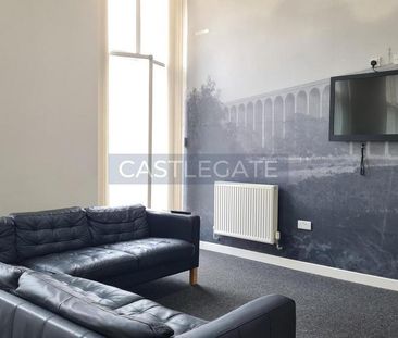 7 bedroom flat share to rent - Photo 4