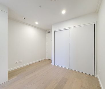 Welcome to apartment 411 in Hyde Lane. - Photo 2