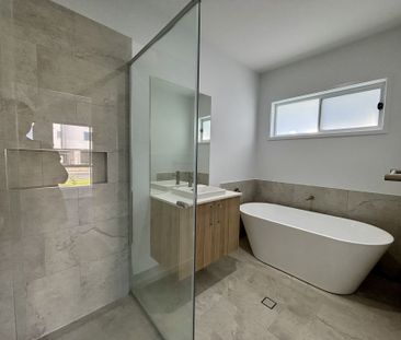 22 Flathead Drive, Moonee Beach - Photo 1