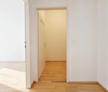 57,39 m² | 1. OG mit Lift | Sofortbezug | 2 Zimmer | € 749,- all-in... - Photo 4