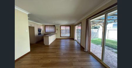 Low Maintenance - Photo 2