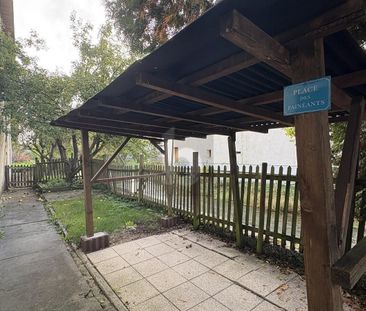 AU CALME AU CENTRE DU VILLAGE - Photo 2