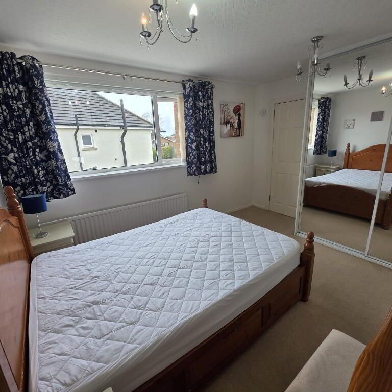 4 St Johns Park, Moira, BT67 0NL - Photo 1