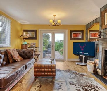 4 bedroom detached house to rent - Photo 2