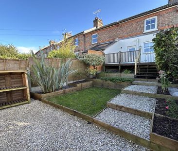 2 bedroom terraced house to rent - Photo 3
