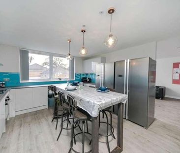 Loddon House Student Accommodation, RG6 - Photo 5