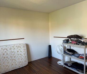 For Lease - 24 Gwilliam Lane, Aurora, Ontario - Photo 1