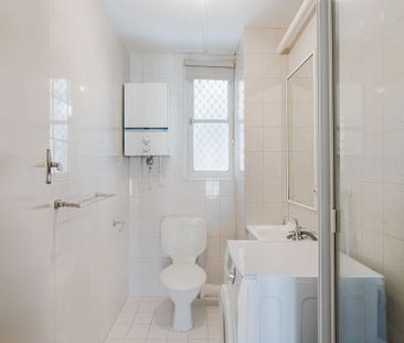 Convenient City Lifestyle in a Prime Location - Photo 3