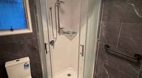 Charming 1 BR self-contained Flat in Saint Kilda! - Photo 1