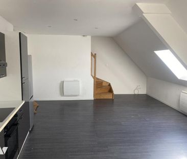 Seclin centre, studio avec chambre en mezzanine.500€ et 40€ charges... - Photo 4