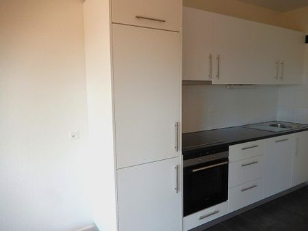 Appartement de 5 pièces avec balcon au Petit-Lancy - Photo 2