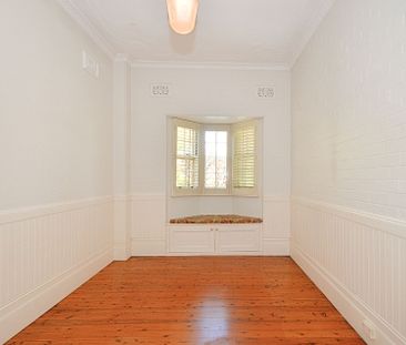 Beautiful Family Home!! - Photo 3