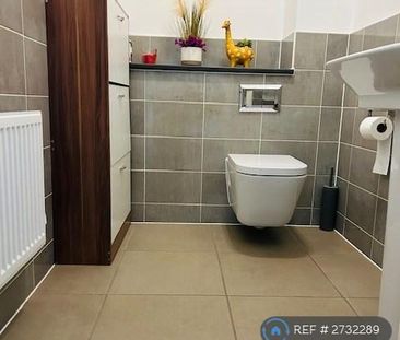 3 bedroom terraced house to rent - Photo 6