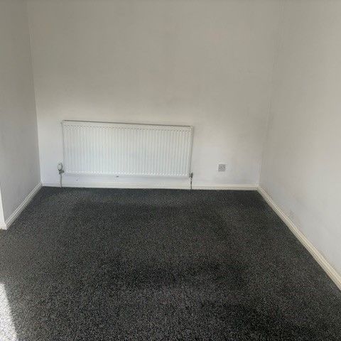 Hedley Rise, Luton - Photo 1