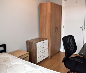 5 bedroom terraced house to rent - Photo 3