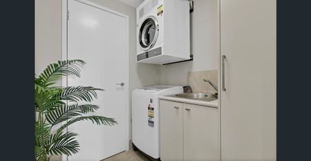 Luxury Waterfront Living! - Photo 4