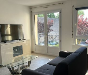 Location Appartement 1 pièce 32m² - Photo 2