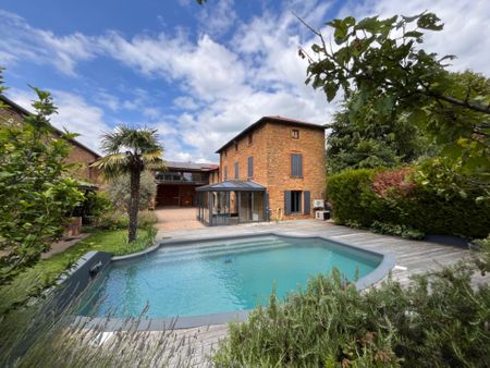 Location Maison 7 pièces 261m² MARCY 69480 - Photo 4