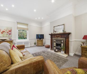 3 bedroom apartment to rent - Photo 2