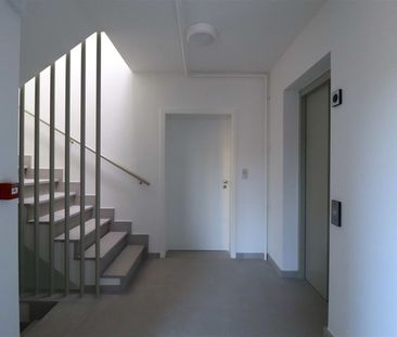 Modern appartement met groot terras - Photo 1