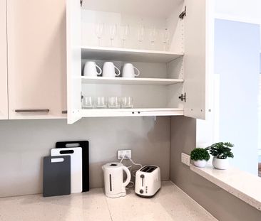 Surrey Hills - Photo 3