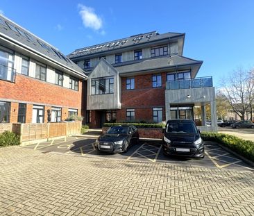 Wells Court, Woking, Surrey, GU21 - Photo 4