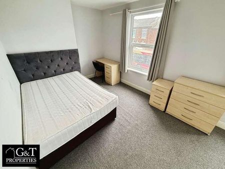 Bromford Lane, West Bromwich, B70 - Photo 4