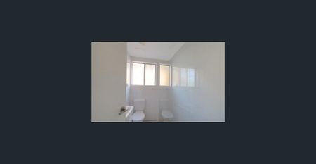 Walk To Station - Photo 5