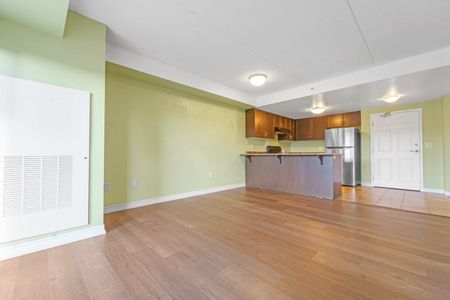 For Lease - 67 Kingsbury Square Unit# 209, Guelph, Ontario - Photo 4