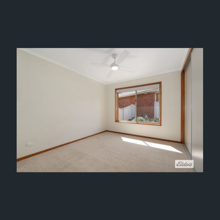 Charming 2-Bedroom Unit in Central Wodonga - Photo 1