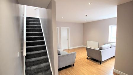 4 bedroom terraced house to rent - Photo 4