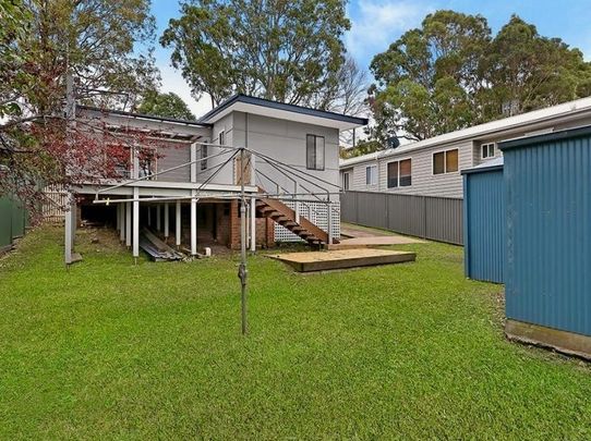 23 Donald Ave, Kanwal NSW 2259 - House For Rent | Domain - Photo 1