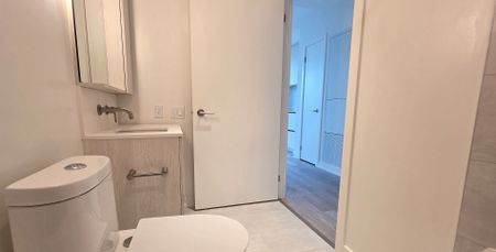 For Lease - 120 Broadway Avenue Unit# 1004, Toronto, Ontario - Photo 4