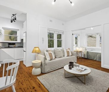 Private lifestyle apartment in central setting - Photo 5