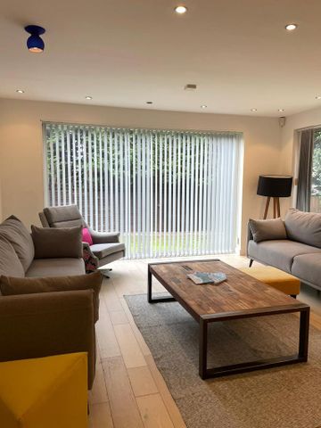 3 bedroom detached house to rent - Photo 2