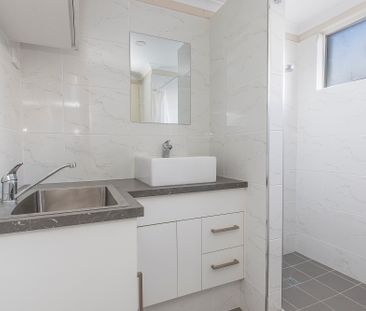 7/7 Windsor Street, Hermit Park QLD 4812 - Apartment For Rent | Domain - Photo 5