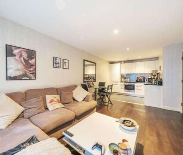 Victoria Court, Unwin Way, Stanmore, HA7 - Photo 1