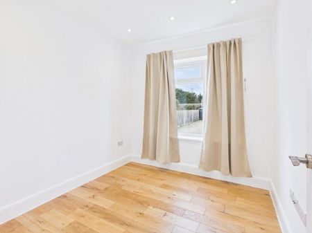 Knighton Way Lane, Denham, Uxbridge,UB9 - Photo 4