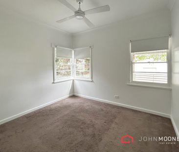 Charming 3-Bedroom Home in a Convenient Location - Photo 4