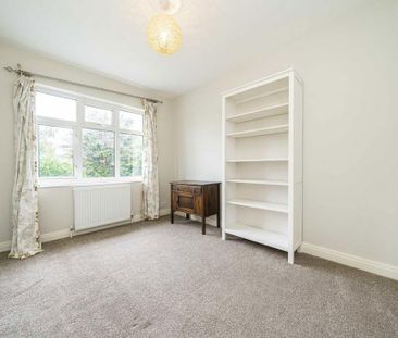 3 bedroom detached house to rent - Photo 3