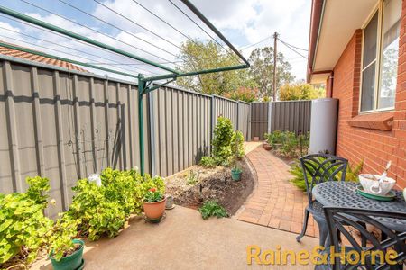 1/33 Boundary Road, Dubbo, NSW 2830 - Photo 2