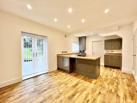 3 bedroom semi-detached house to rent - Photo 3