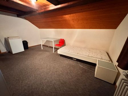 1 Zimmer, 2. Stock - Photo 4