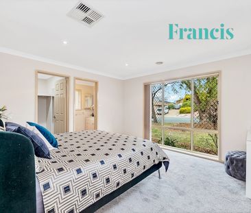 6 Tange Place, Nicholls ACT 2913 - House For Rent | Domain - Photo 2