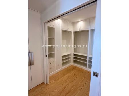 5 room luxury Flat for rent in Lisbon, Portugal - Photo 2