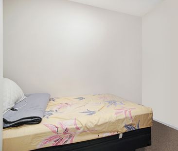 Freshly refurbished! 3 bedroom unit @ HAVARD - Photo 5