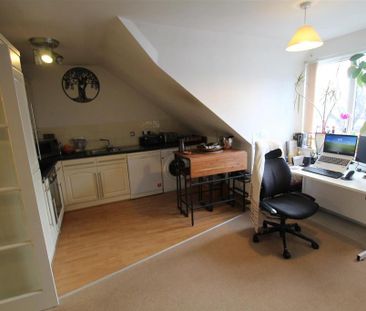2 bedroom house to rent - Photo 3