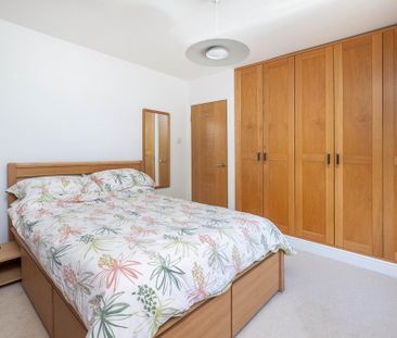 3 bedroom apartment to rent - Photo 4