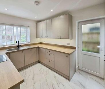 Cheyne Way, Farnborough, GU14 - Photo 6